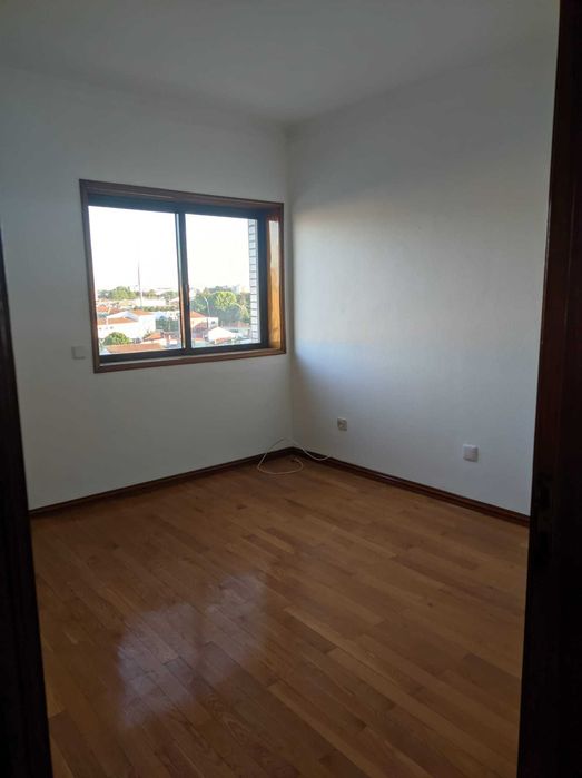 Apartamento T2 centro Ermesinde para arrendar
