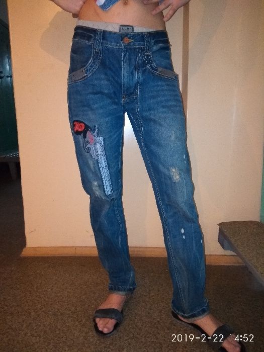 Джинсы зауженные Joneaa Jeans