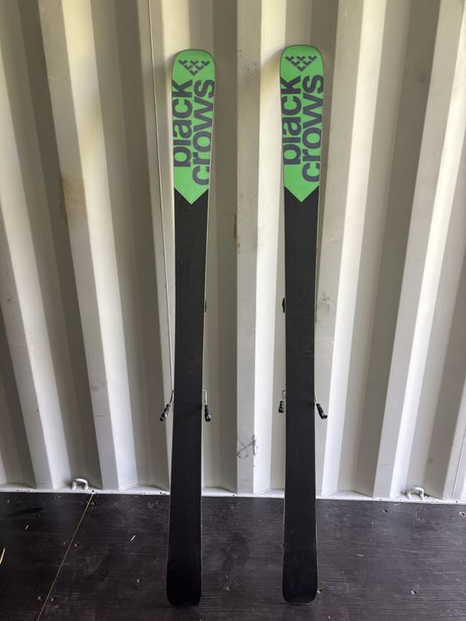 Narty Black Crows Captis 172cm freestyle/freeride
