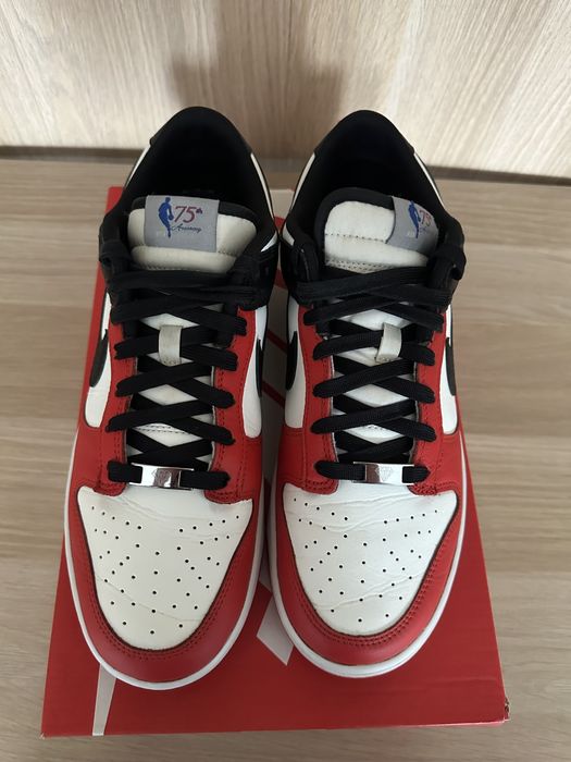 Nike Dunk Low 75th NBA Chicago