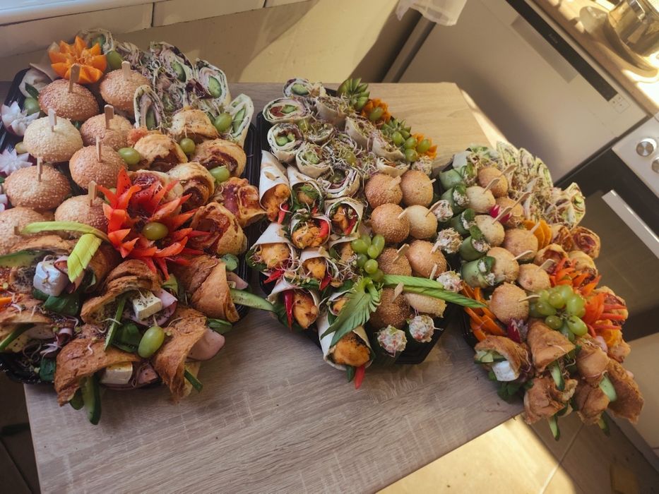 Catering  lub pełna obsługa wszystkie inne imprezy