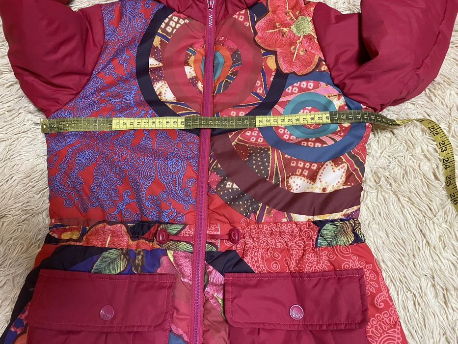 Курточка  iспанська демисезонна утеплена  для дівчинки на 10-13  років