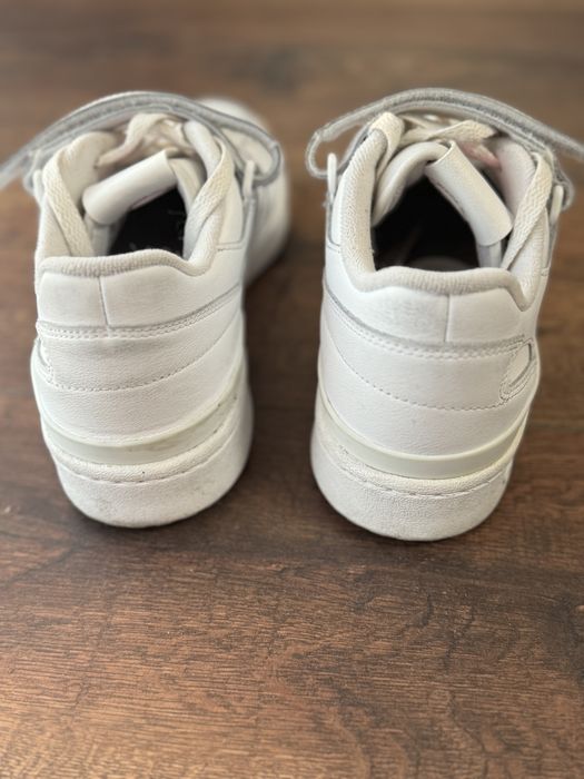 Кросівки Adidas білі з липучками, розмір 40 2/3 (на стопу до 26 см)