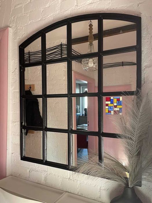 ramka żeliwna ozdobna  lustro