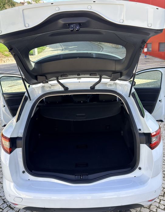 Renault Megane  2018 muito estimada