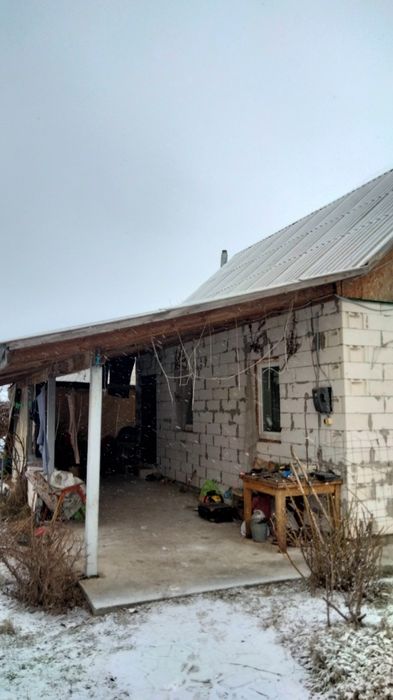 Продам два дома на одном участке