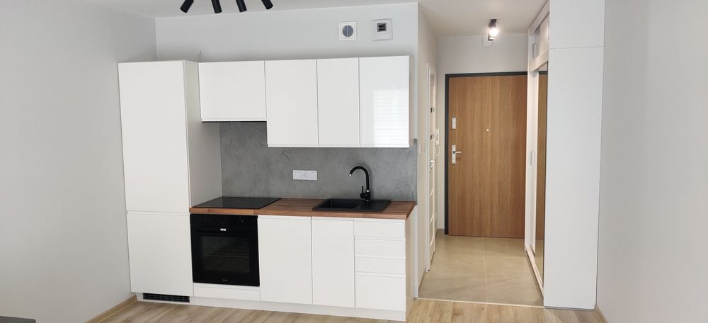 wynajme kawalerke z miejscem na weglinku ul kwarcowa