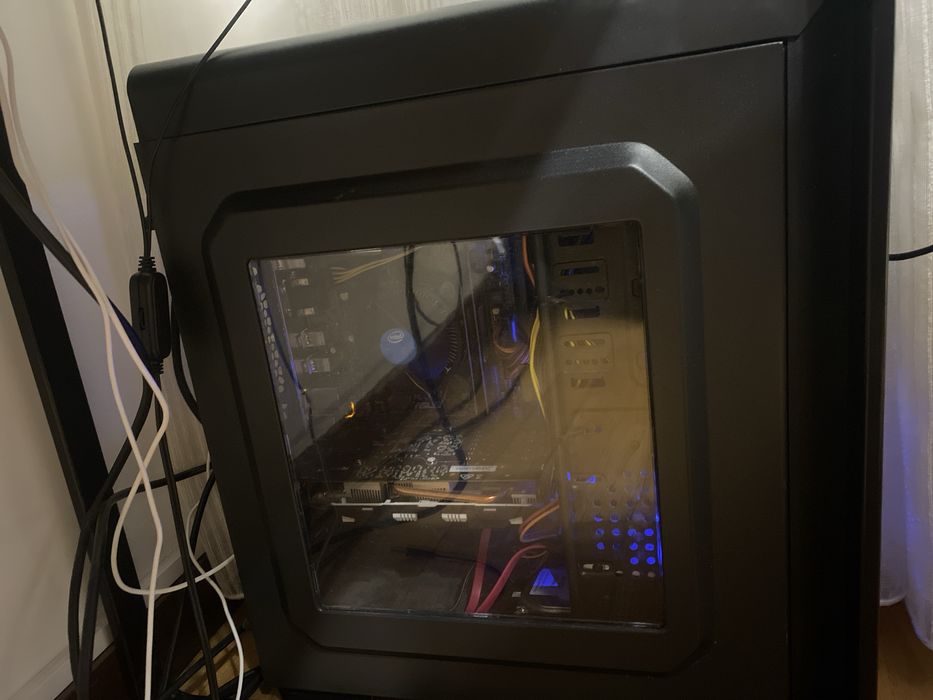 Pc gaming em bom estado