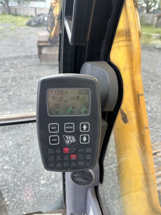 Продаж екскаватора JSB JS145LC