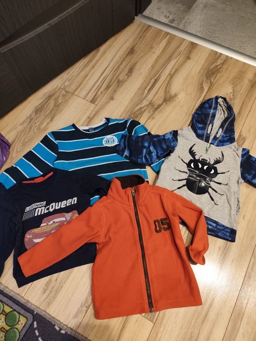 Zestaw paka bluz + kurtka+polar 92/98 12 sztuk