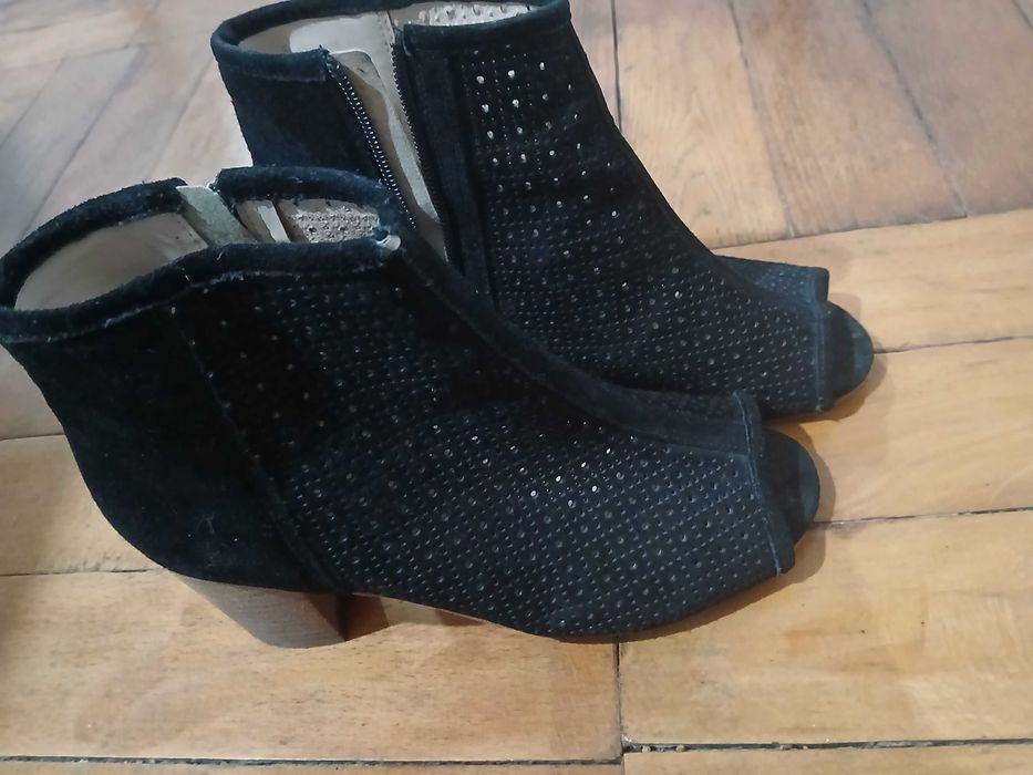 Buty botki rozmiar 38  insolia