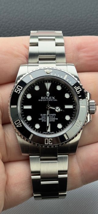Rolex Submariner No Date 114060 - 2019
