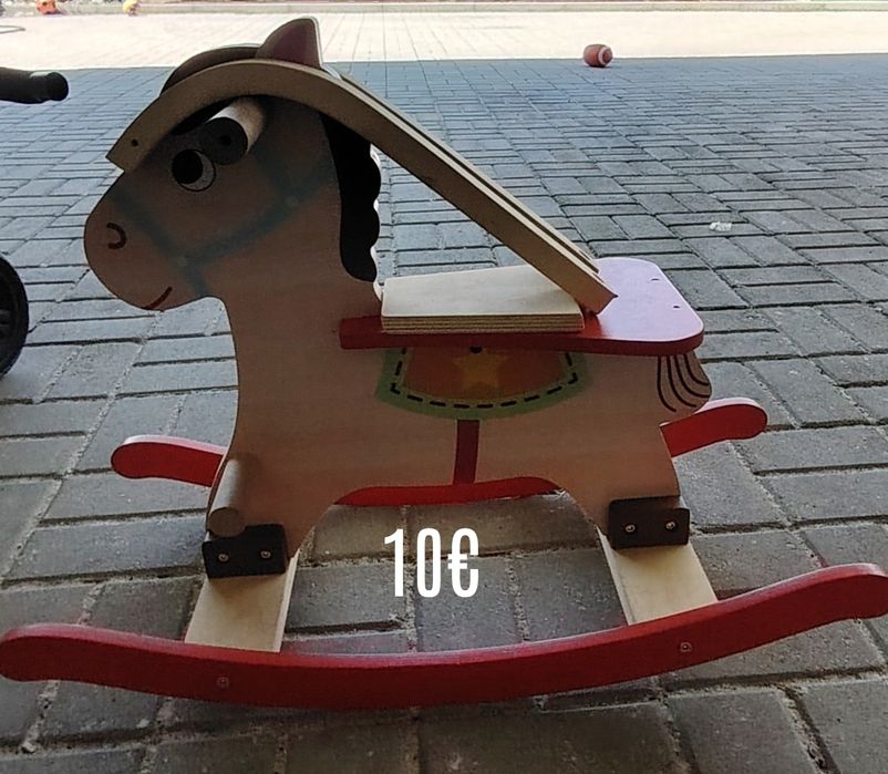 Vendo carrinho e triciclo criança