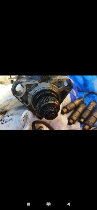 ПРОДАМ ТНВД  Iveco Daily
 Ивеко 2,5 Д Не Турбо с Форсунками Sofi 2,5D