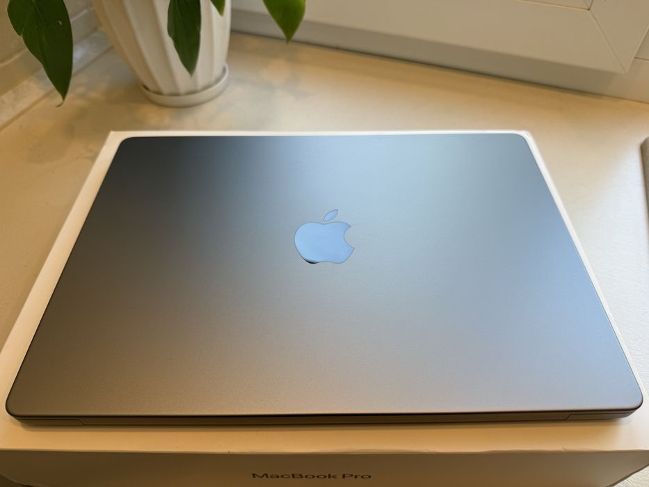 macbook pro 15 16 - купити ноутбуки - Ціна на OLX.ua
