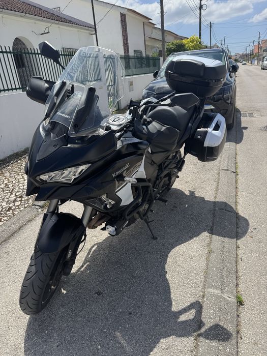 Moto 1.000 Kawasaki