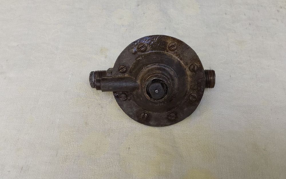 Газовый редуктор латунь советский продам.