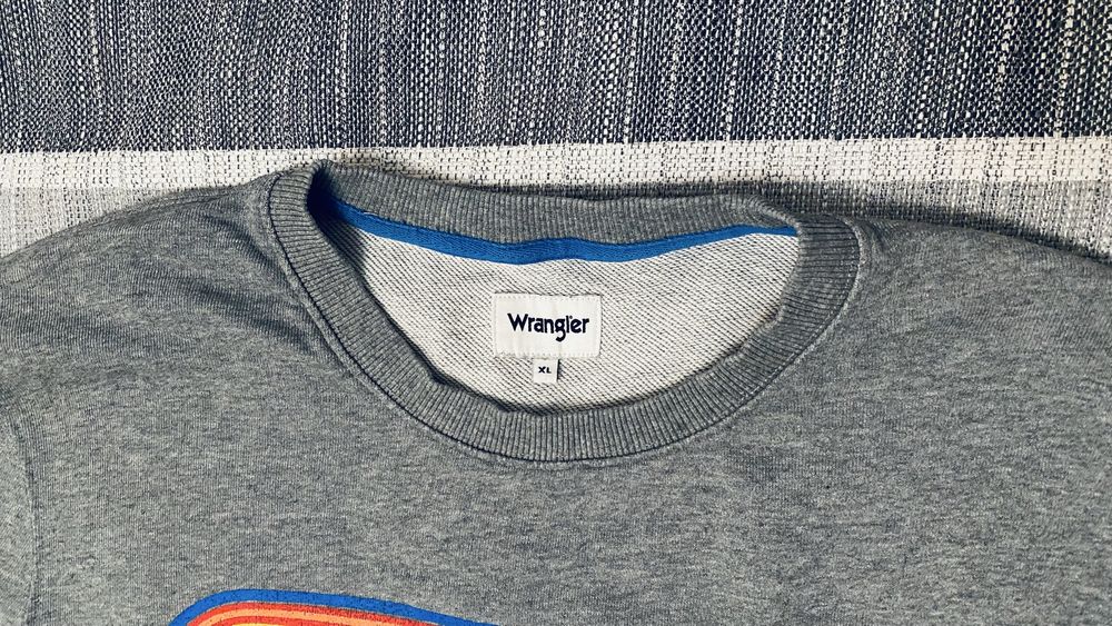 Джемпер сірого кольору вільного крою wrangler