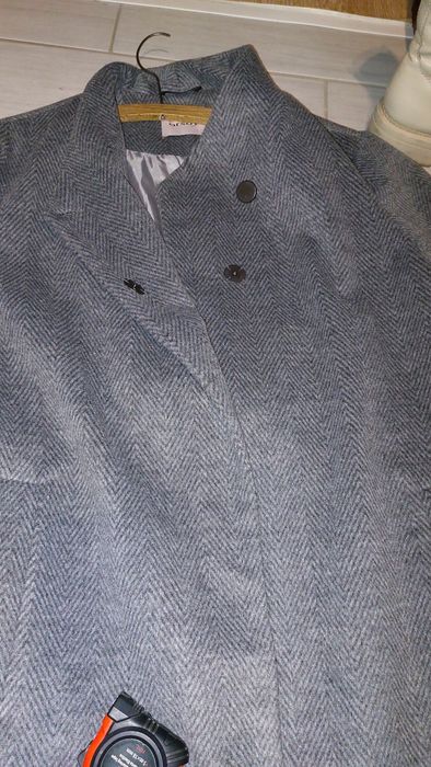 Płaszczyk damski Orsay r 48