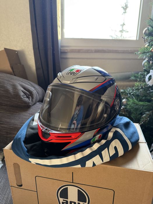 Шлем AGV K6S Размер М 57-58