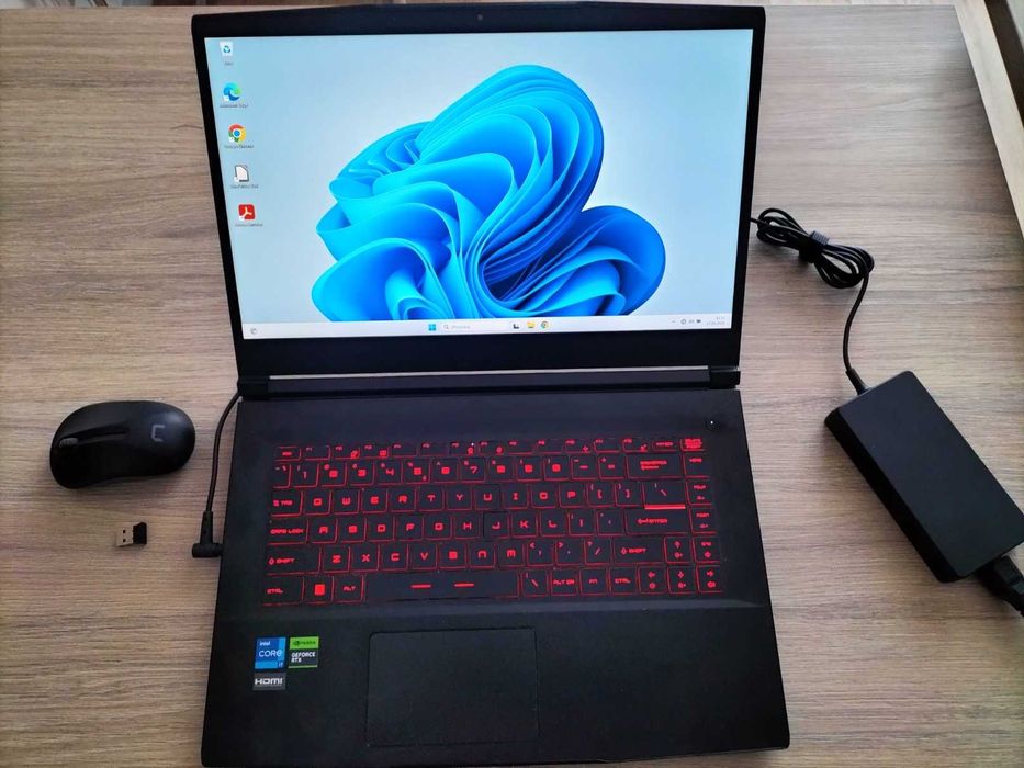 Laptop MSI Intel Core i7, 32 GB RAM, grafika 4 GB