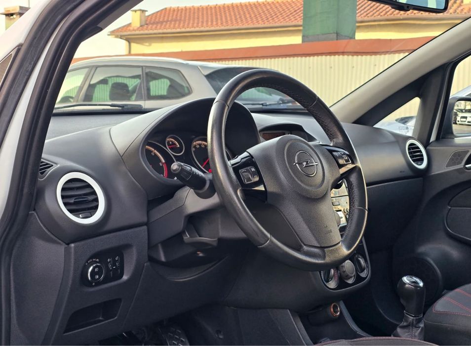 Opel Corsa D 1.3 75Cv Black Edition