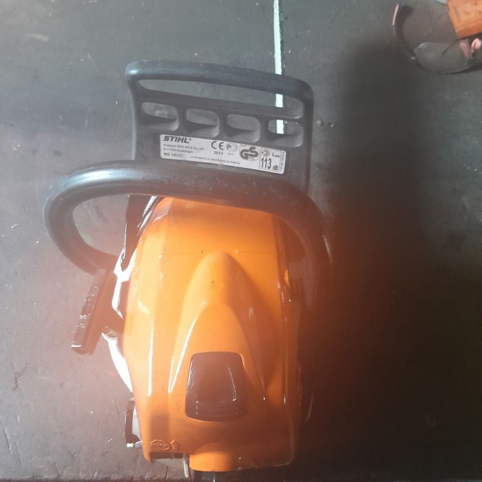 Pila spalinowa ms181