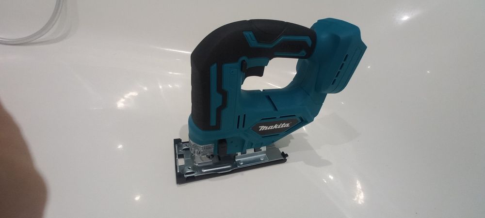 Tylko dziś!! Wyrzynarka na baterie 18v Makita. Nowa