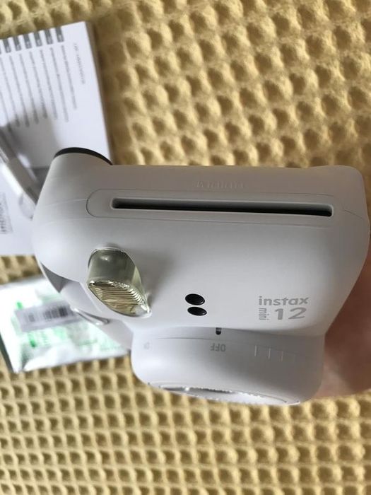 Миттєва фотокамера Fujifilm INSTAX 12 Mini