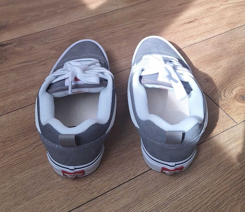 Vans buty Knu Skool, praktycznie nowe, rozmiar 39 (25 cm)