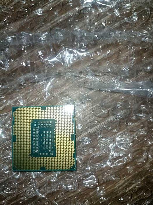 Процесор Intel Core i7-3770 8 потоків х3,9Ггц,  S1155