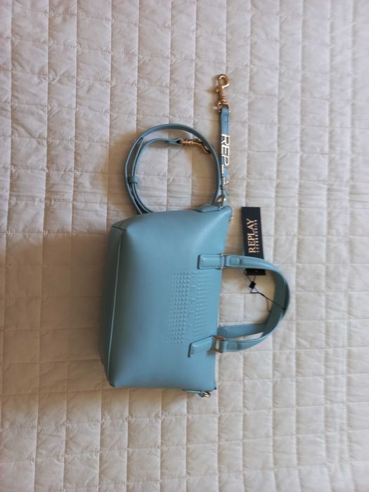 Mala nova e original marca Replay