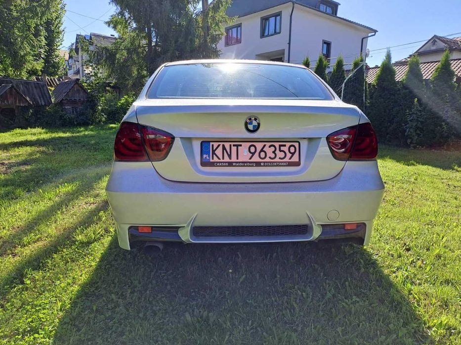 BMW seri 3 sedan