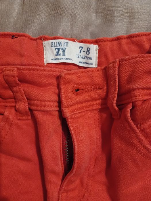 Calças vermelhas zy