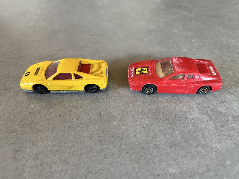 Resoraki Majorette Novacar 2X Ferrari 348 tb Testarossa
