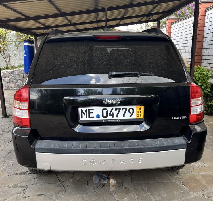 Jeep Compass бензин