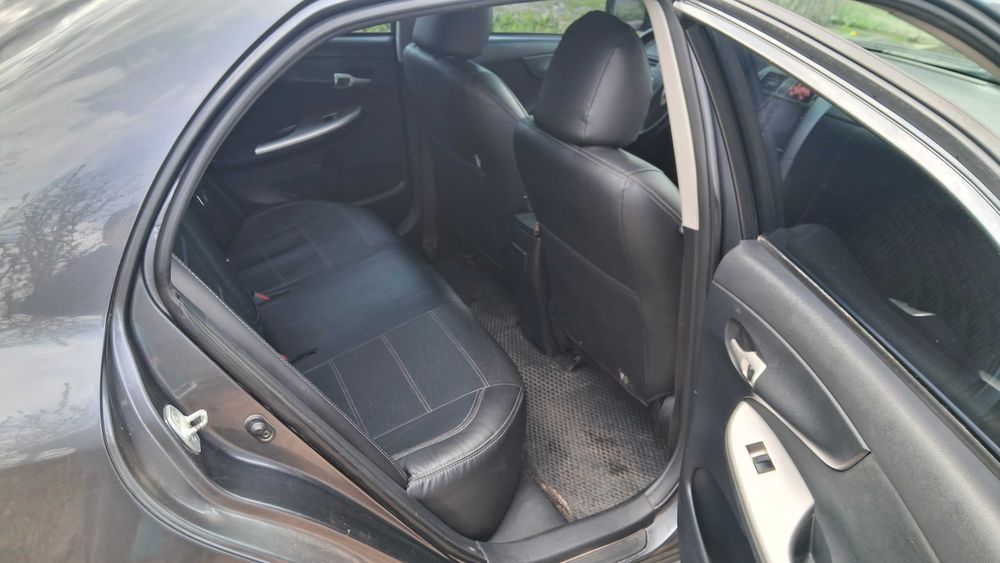 Авто Toyota corolla