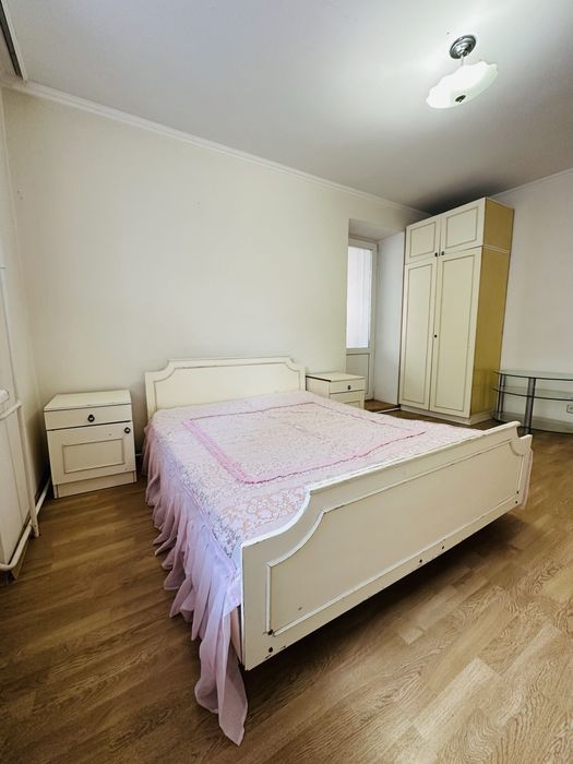 Продам спальню, спальний гарнітур