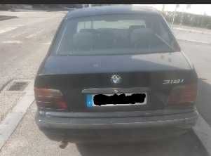 BMW 318i E36 (1996) – Funcional / Para Reparar ou Peças