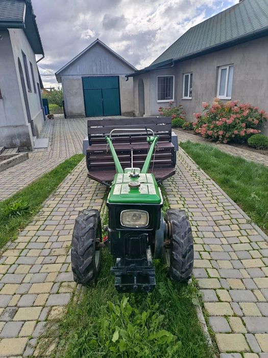 Мотоблок Зубр 8к.с з причепом, фрезою та плужком