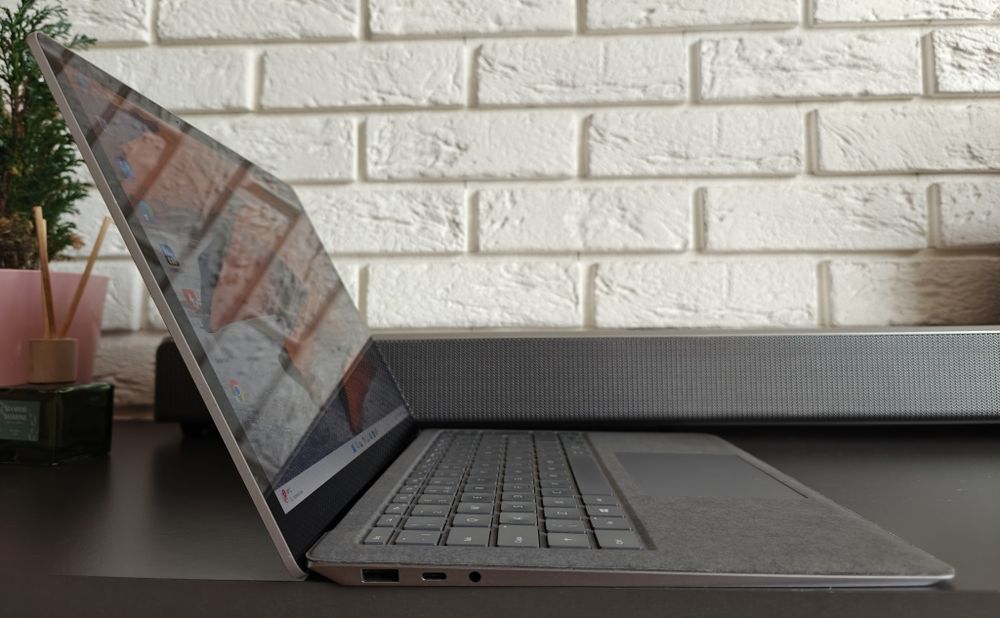 Microsoft Surface Laptop 3 (1867) | i5-1035G7 | 8 GB RAM | SSD 256 GB | Dotyk
