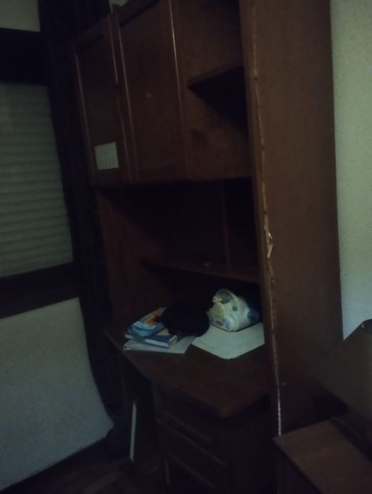 Vendo mobiliáriode quarto e sala  com urgência