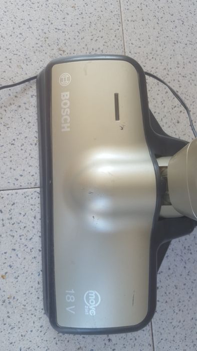 Aspirador vertical BOSCH como novo