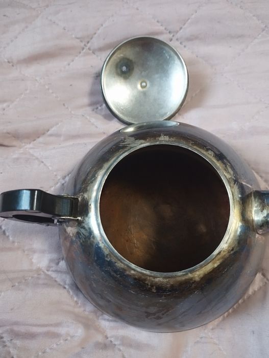 Stary czajnik imbryk