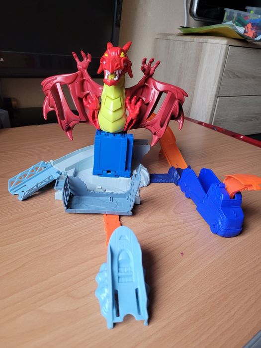 Трек Хот Вілс Hot Wheels