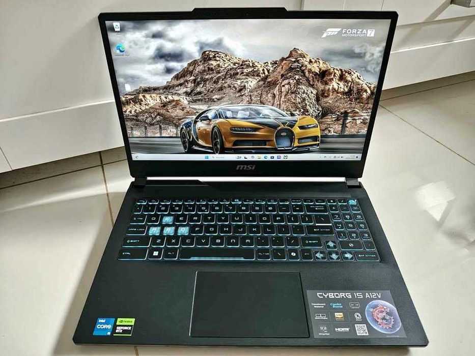 GAMINGOWY Laptop MSI CYBORG 15.6"i5 12x4.40Ghz,16GB,RTX4050-6GB-GW-7M