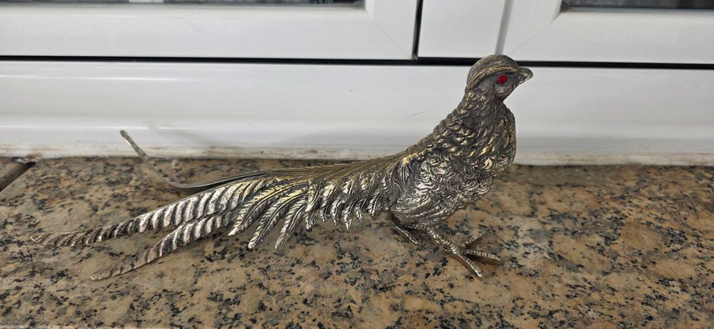 Conjunto decorativo em bronze – castiçal, espelho e pássaro