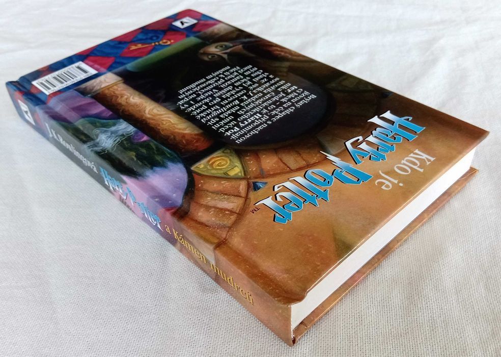 Livro Harry Potter e a Pedra Filosofal em Checo - colecionadores [Portes e registo Incluídos]