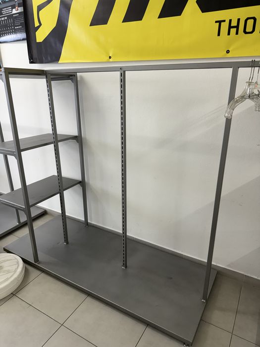 Expositores loja c/ prateleiras exposicao em bom estado