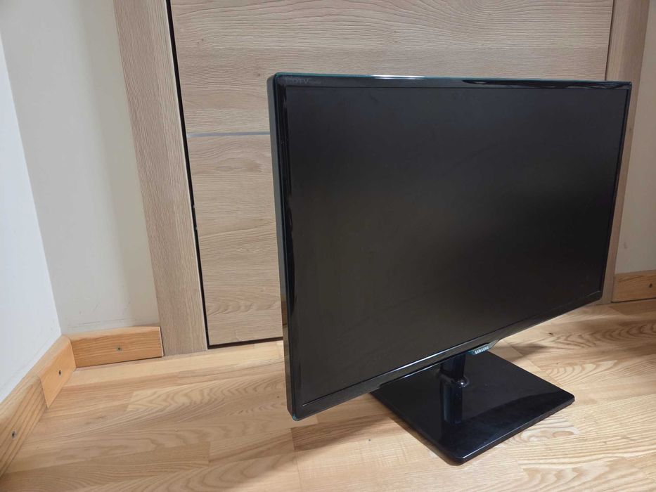 Samsung T27D390EW Monitor 27'